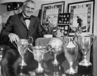 Gordon  Schmalz